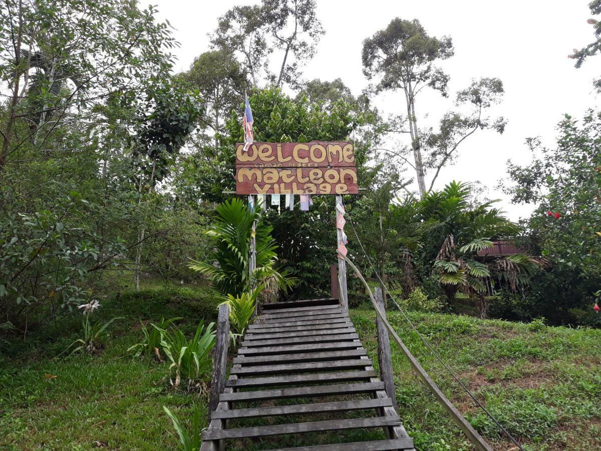 Matleon Village Jerantut Exterior foto